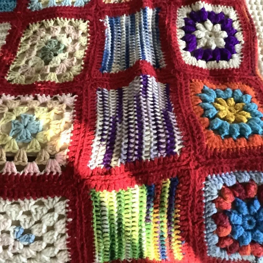 Granny Square Afghan Blanket Throw‎ Crochet Red Multi Color 84x35 in Vintage
